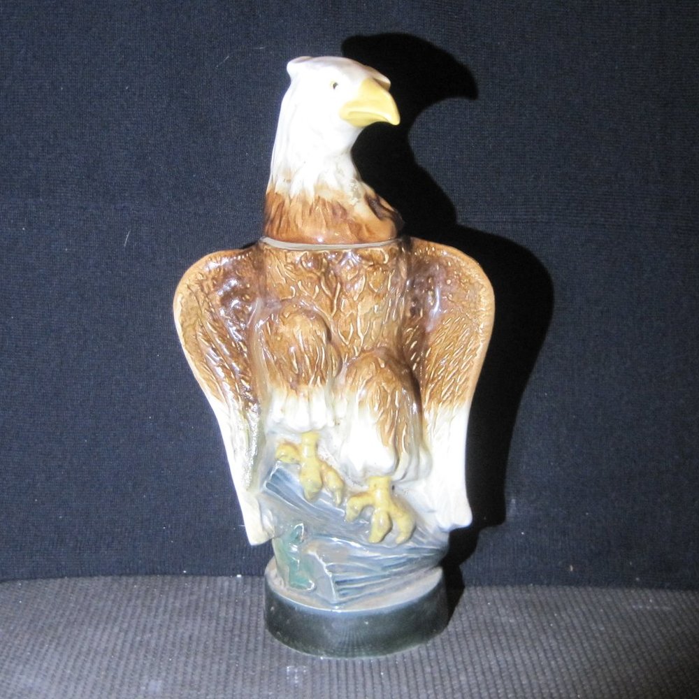 Vintage Jim Beam Bald Eagle Beam's Trophy Whiskey Decanter Empty liquor bottle